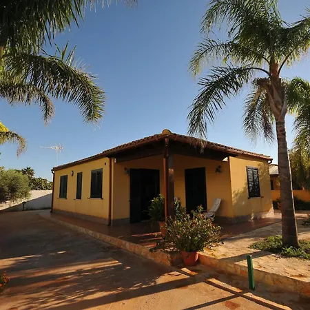 Holiday home Dolce Mare, A Due Passi Dal Mare!